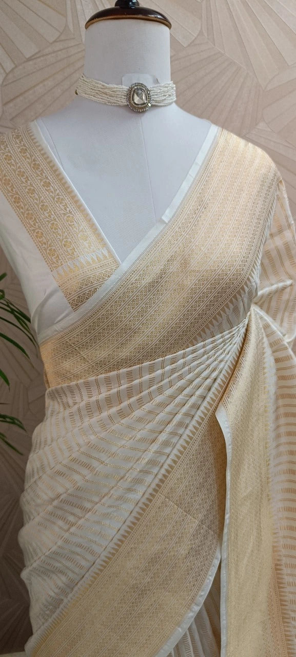 Pure Silk Kanchipuram saree with Stripe pattern