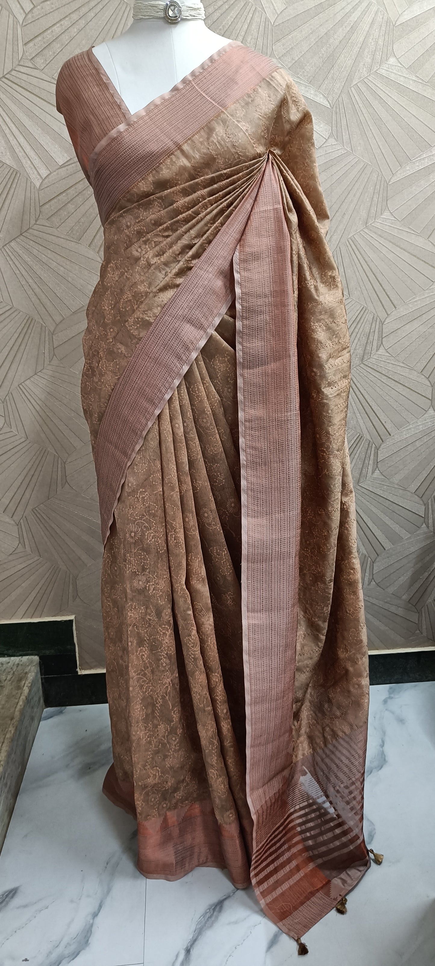 Tussar Silk Saree with Self Weave Detailing