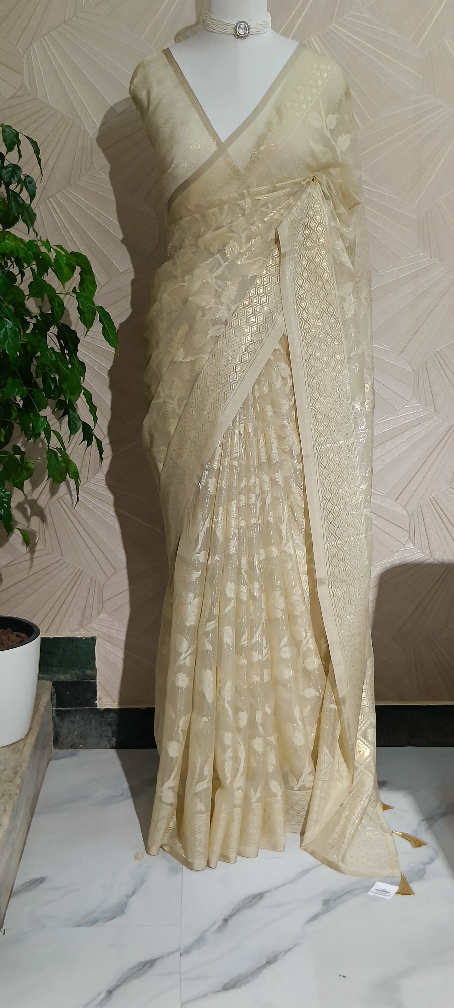Semi Organza Jamdani Weaving Saree