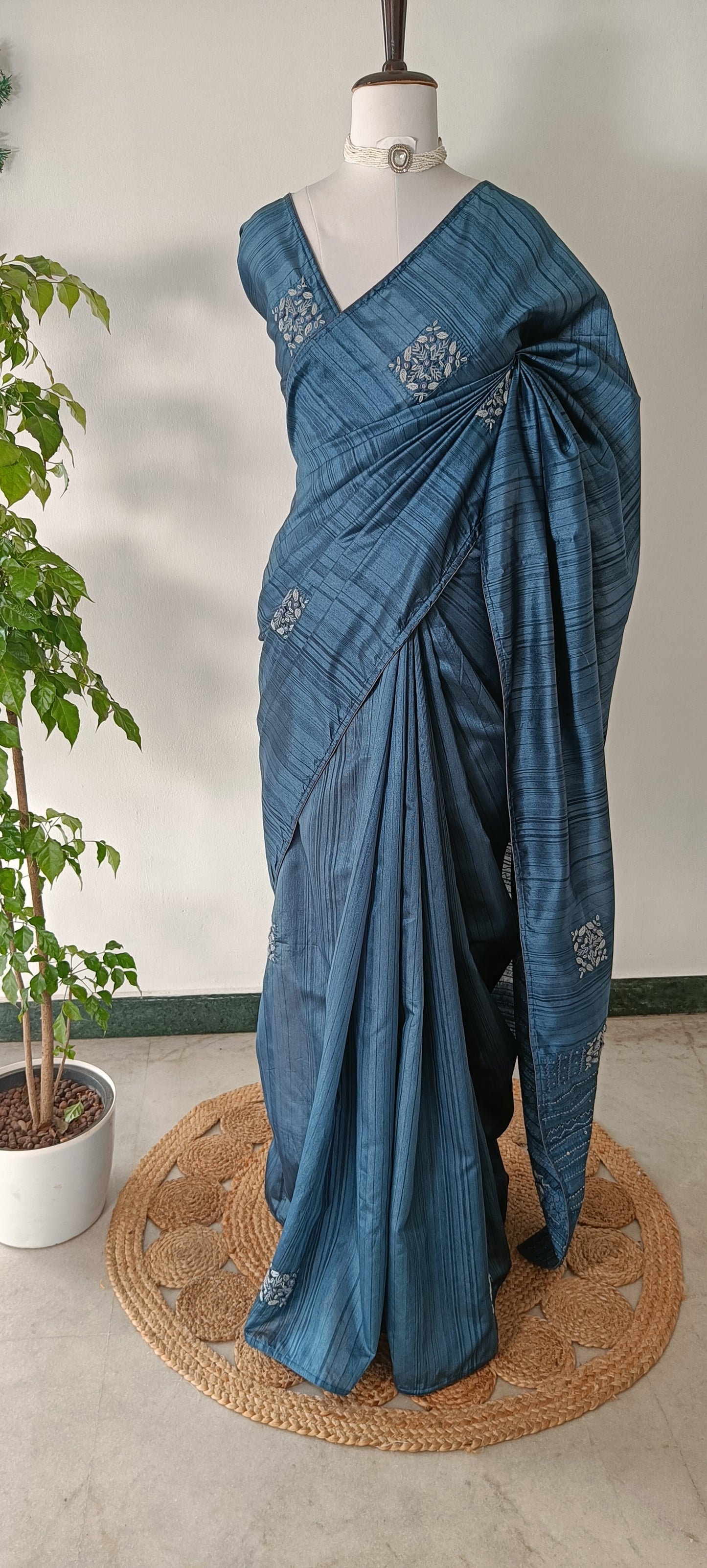 Semi Tussar Hand Embroidery Saree