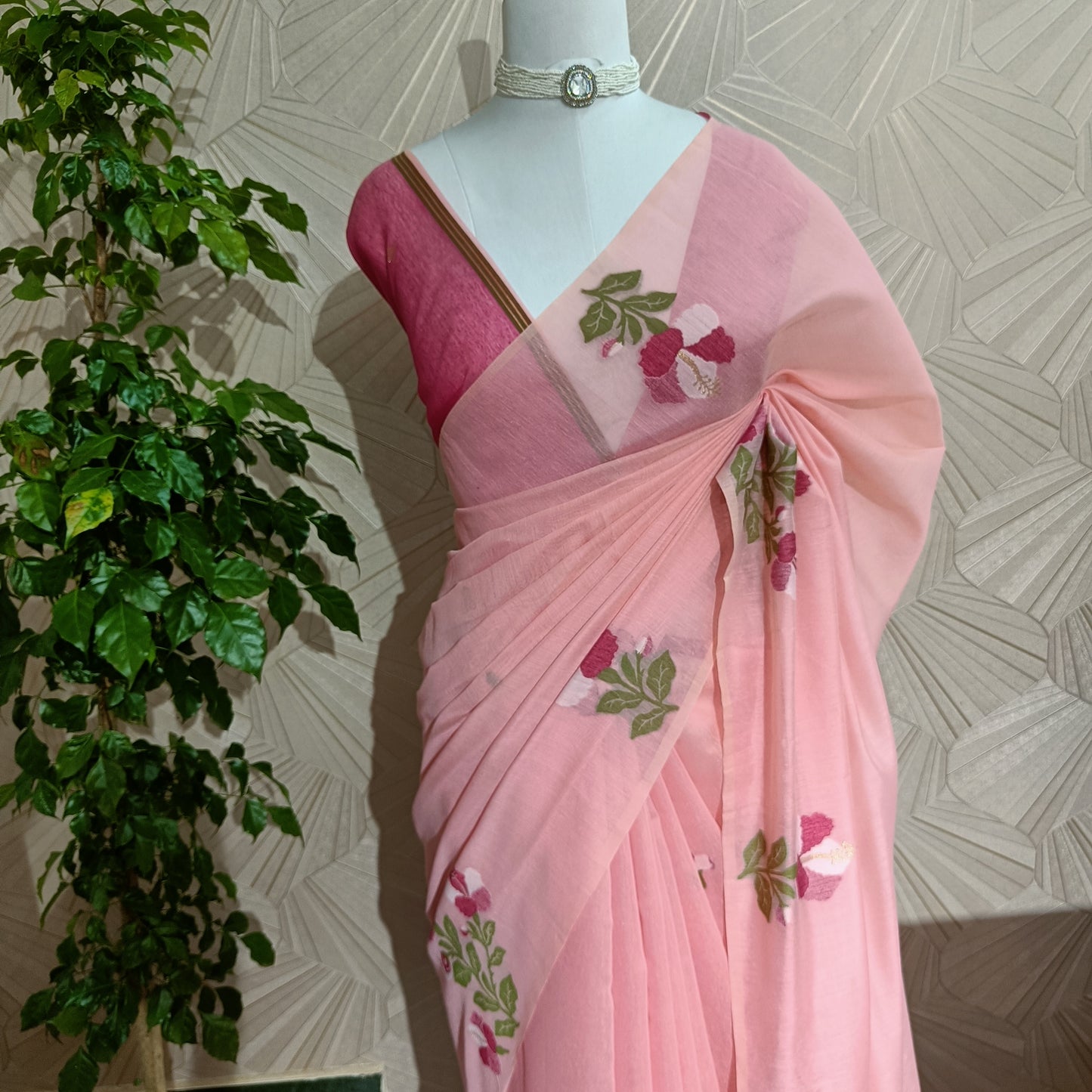 Handwoven Jamdani Saree