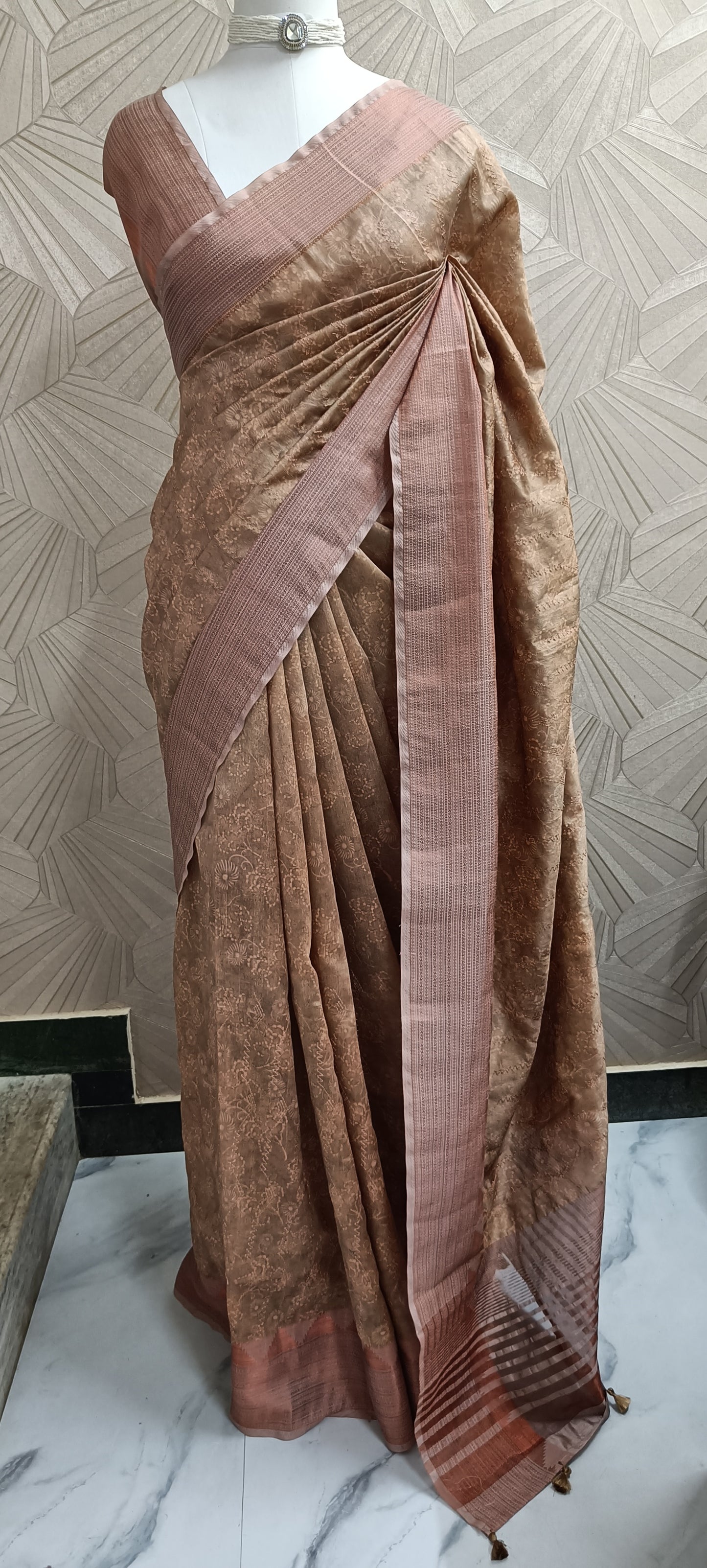 Tussar Silk Saree with Self Weave Detailing